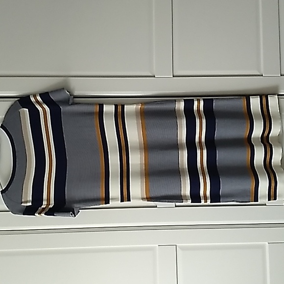 NWT Brooks Brothers Size M Knit striped dress. - Picture 4 of 6